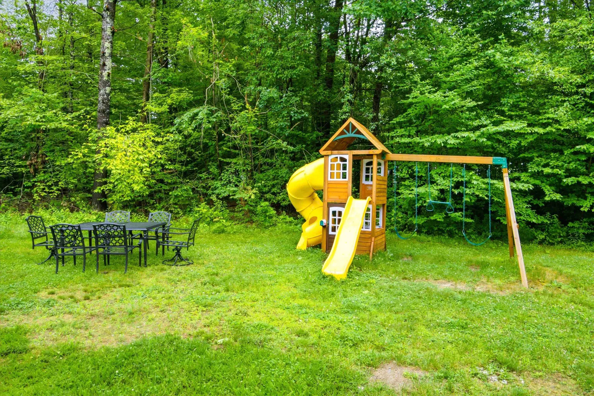 31 Emerald Lane Hillsborough NH 03244