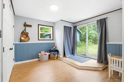 31 Emerald Lane Hillsborough NH 03244