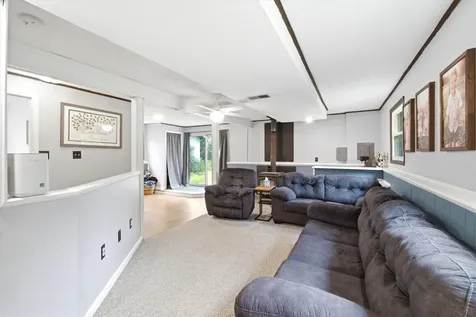 31 Emerald Lane Hillsborough NH 03244