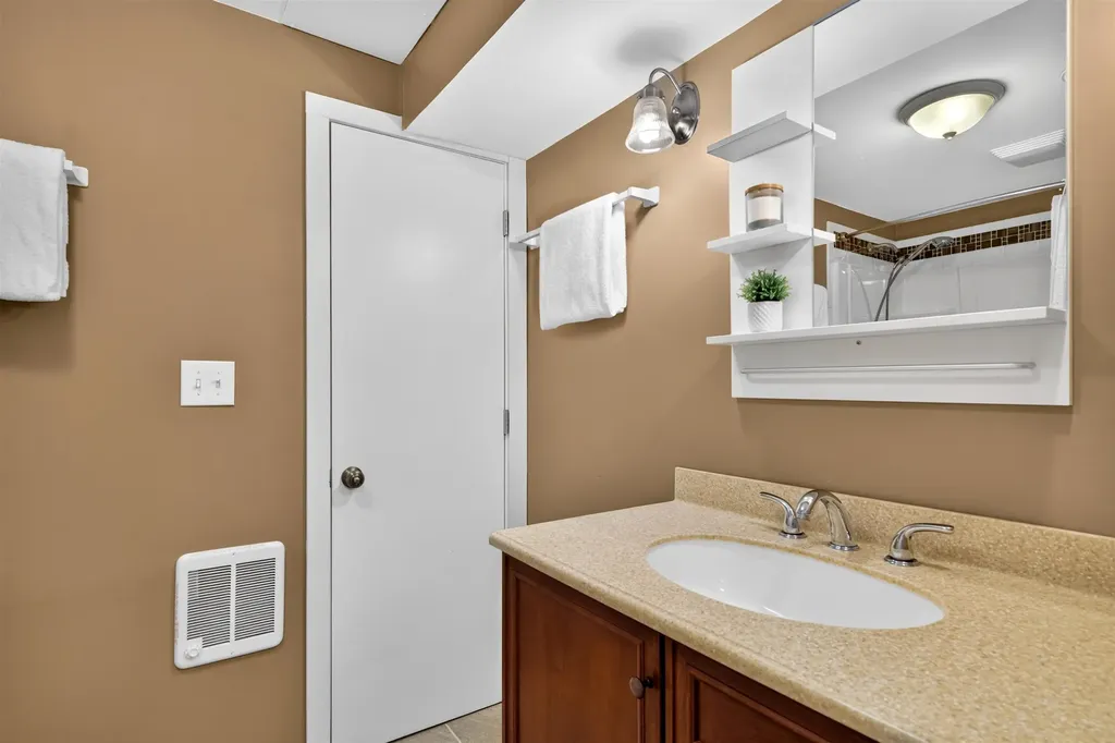 11 Stratton View Road Winhall VT 05340
