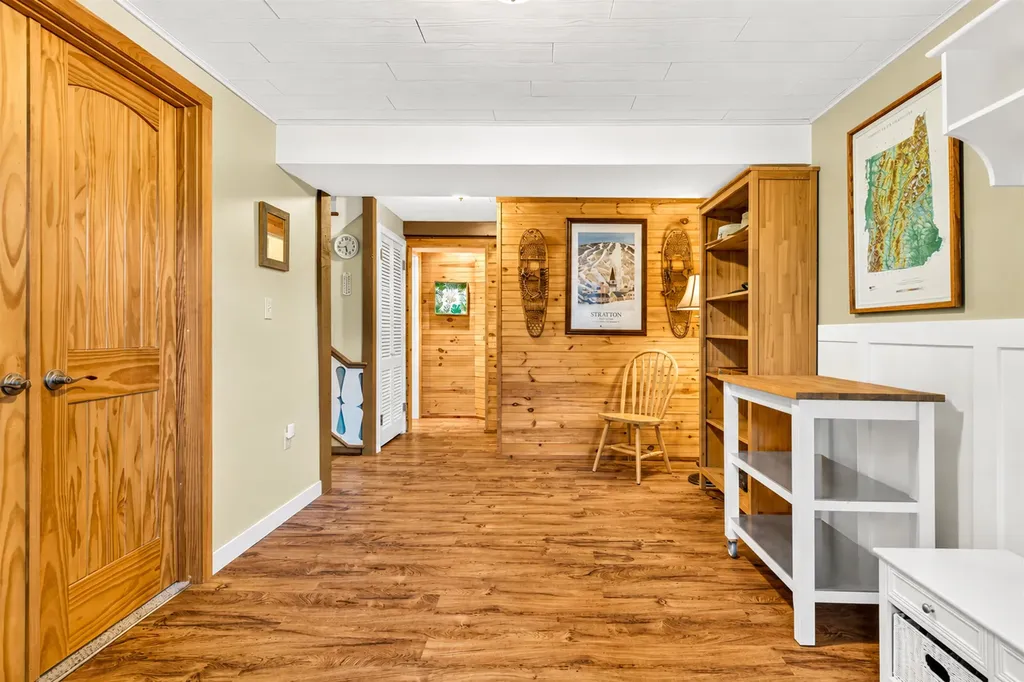 11 Stratton View Road Winhall VT 05340