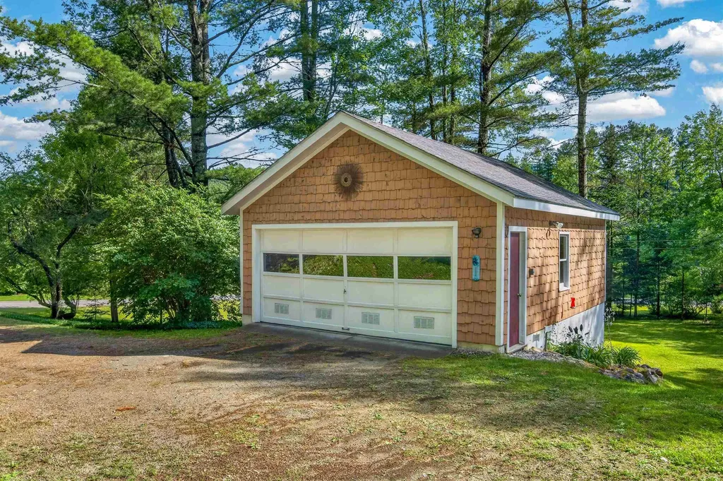 11 Stratton View Road Winhall VT 05340