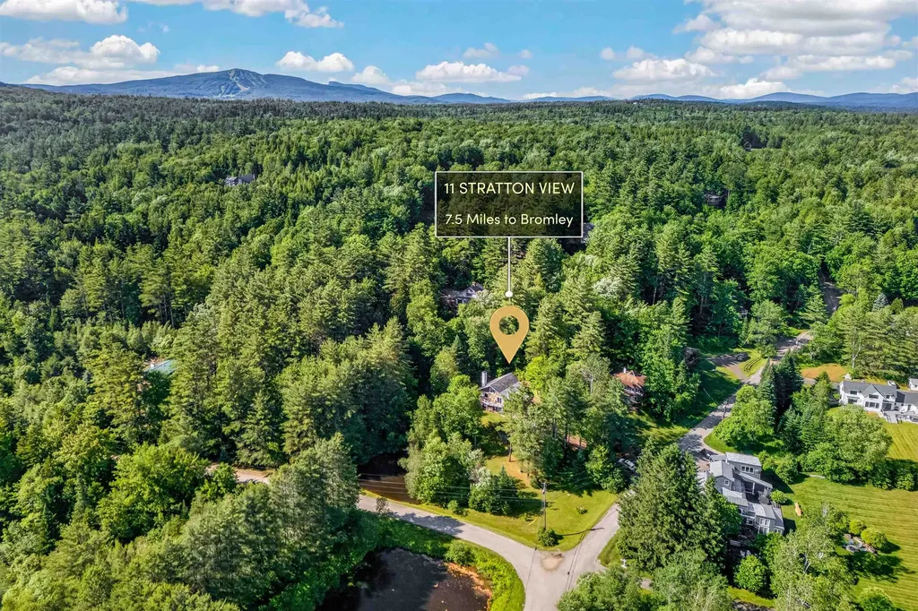 11 Stratton View Road Winhall VT 05340
