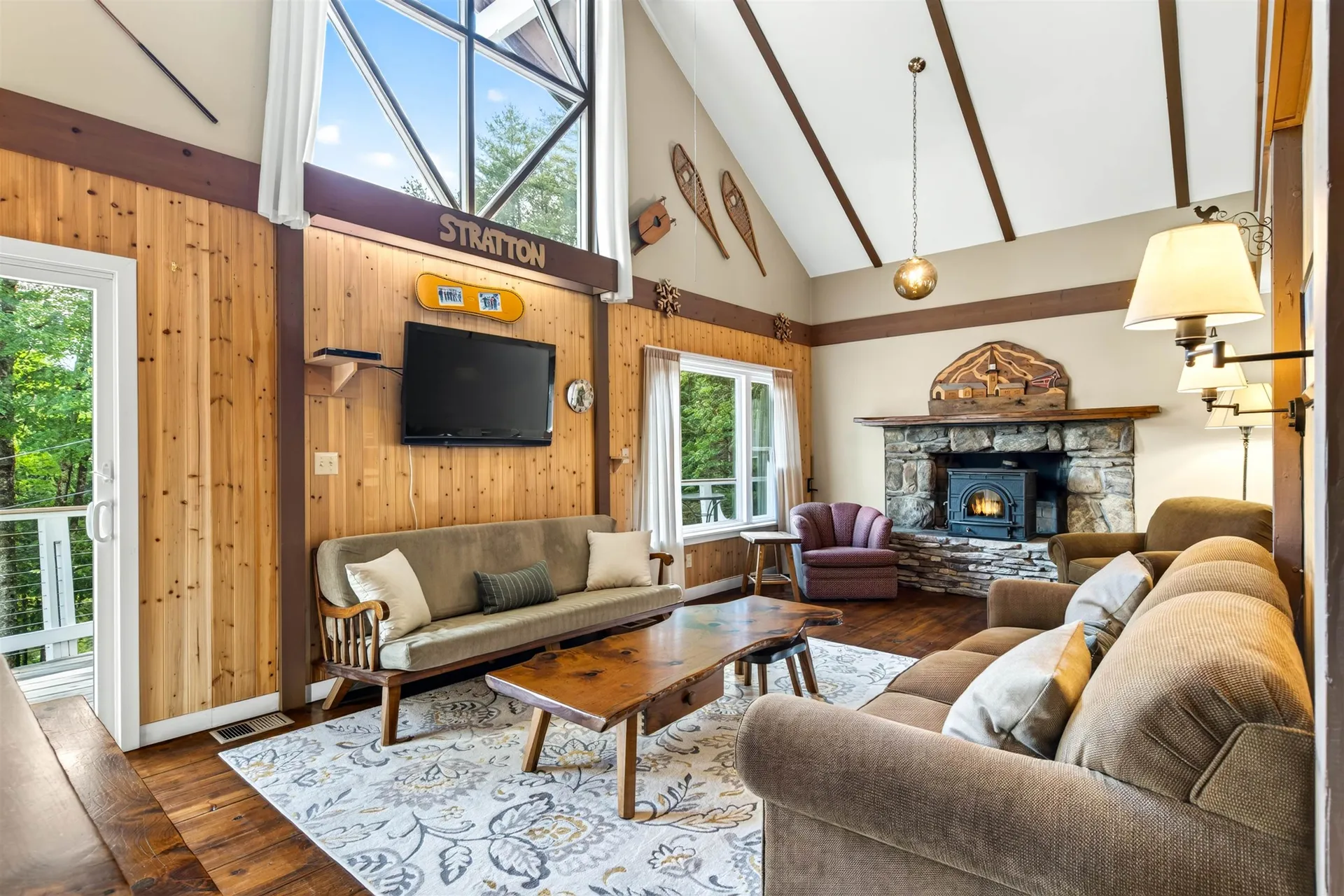 11 Stratton View Road Winhall VT 05340
