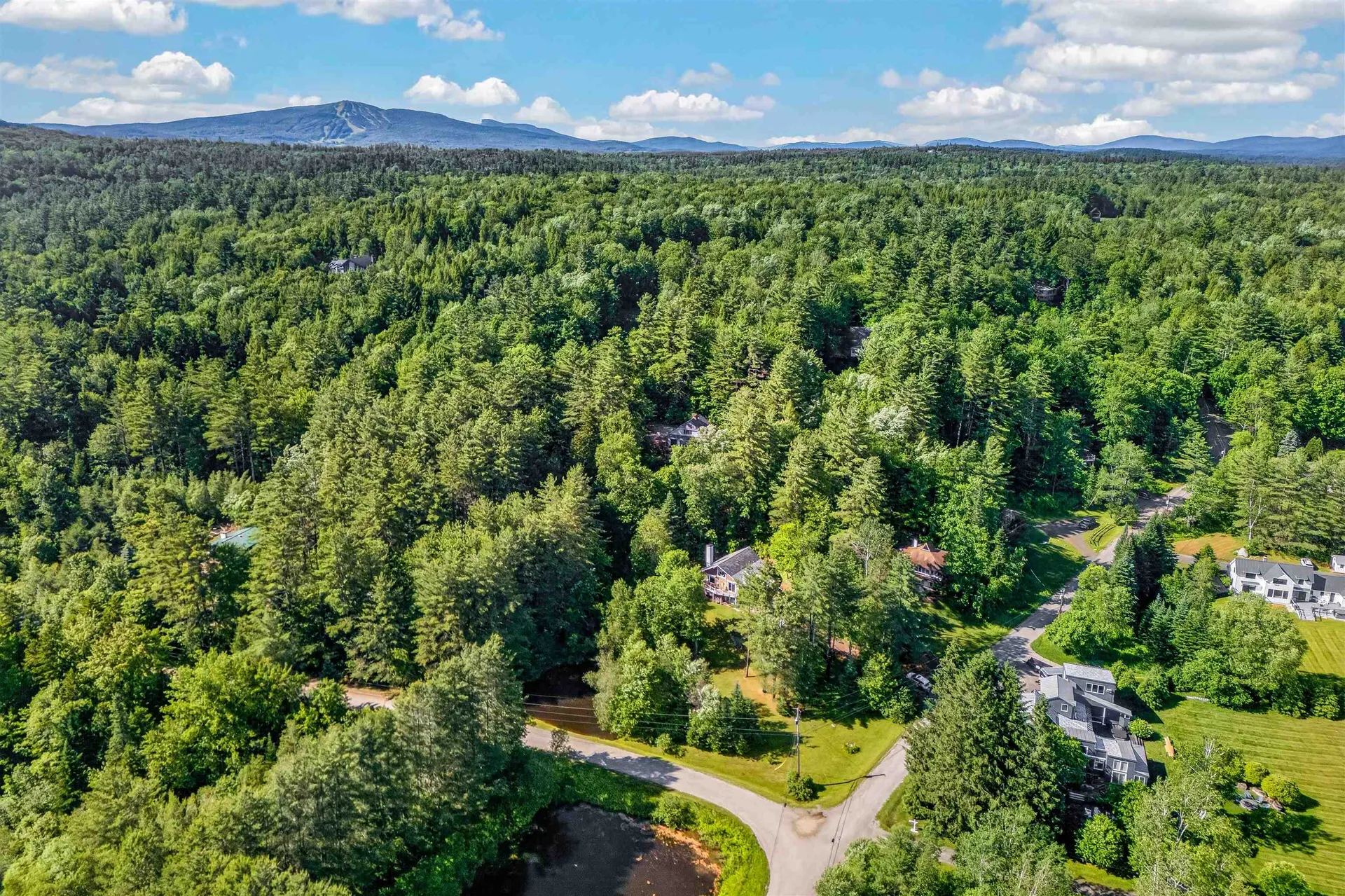 11 Stratton View Road Winhall VT 05340