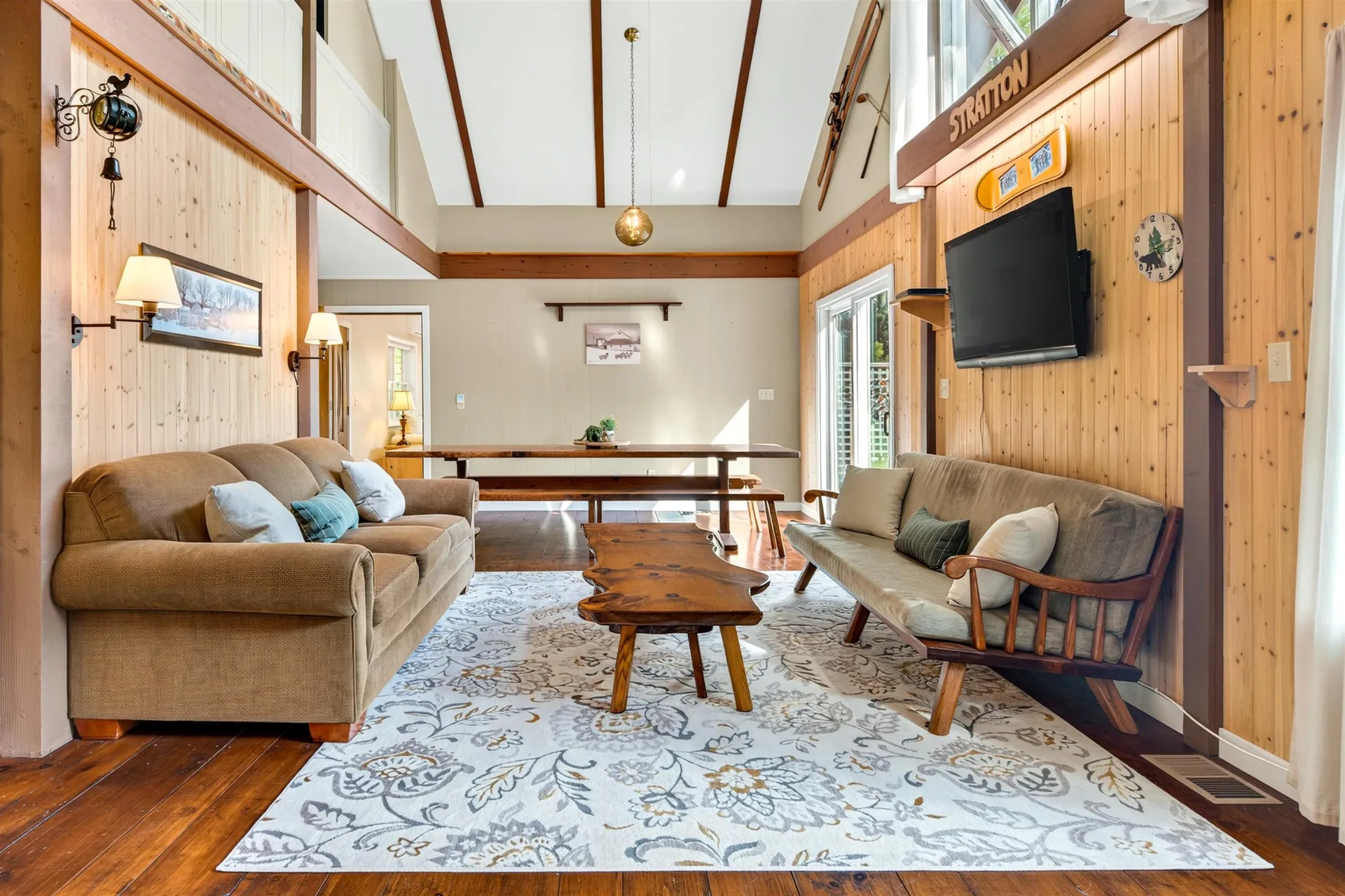 11 Stratton View Road Winhall VT 05340