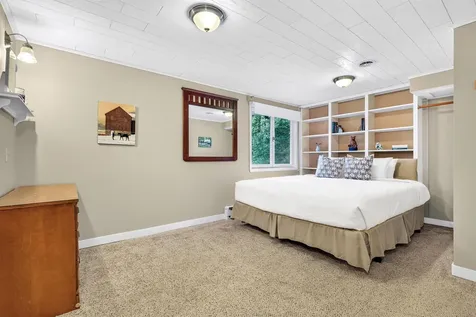 11 Stratton View Road Winhall VT 05340