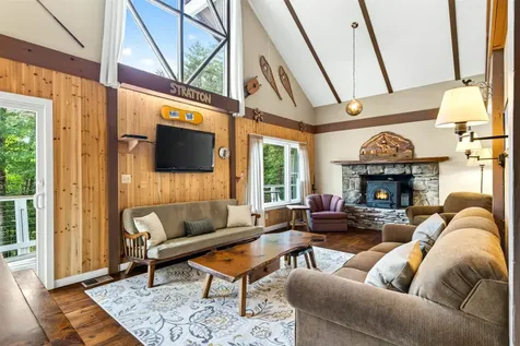 11 Stratton View Road Winhall VT 05340