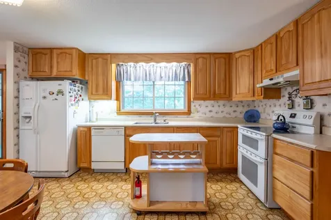3 Aspen Court Nashua NH 03062
