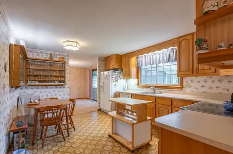 3 Aspen Court Nashua NH 03062