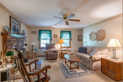 3 Aspen Court Nashua NH 03062