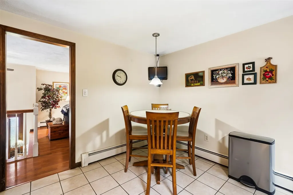 26 Veronica Avenue Salem NH 03079