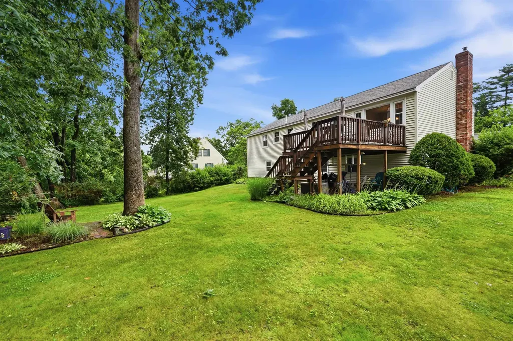26 Veronica Avenue Salem NH 03079