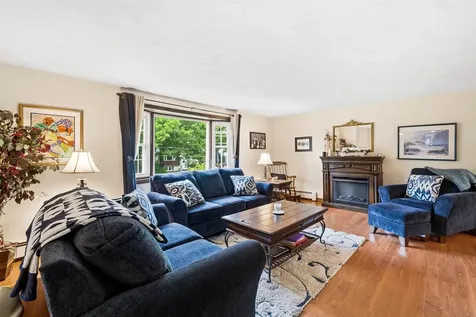 26 Veronica Avenue Salem NH 03079