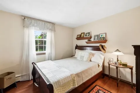 26 Veronica Avenue Salem NH 03079