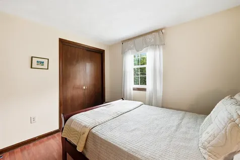 26 Veronica Avenue Salem NH 03079