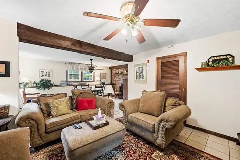 26 Veronica Avenue Salem NH 03079