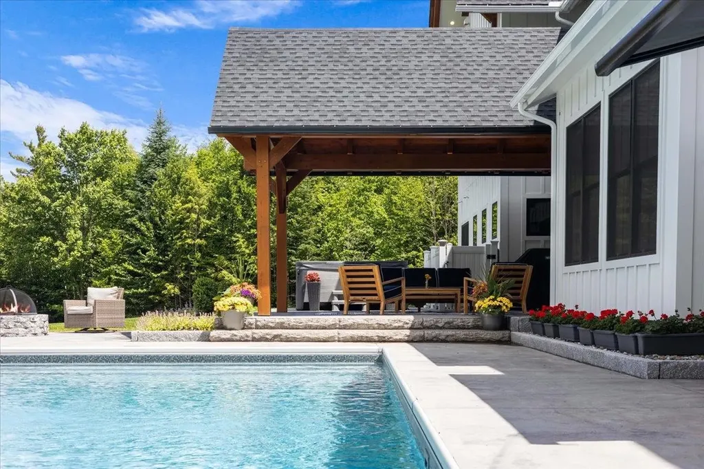 195 Elmore Mountain Road Stowe VT 05672