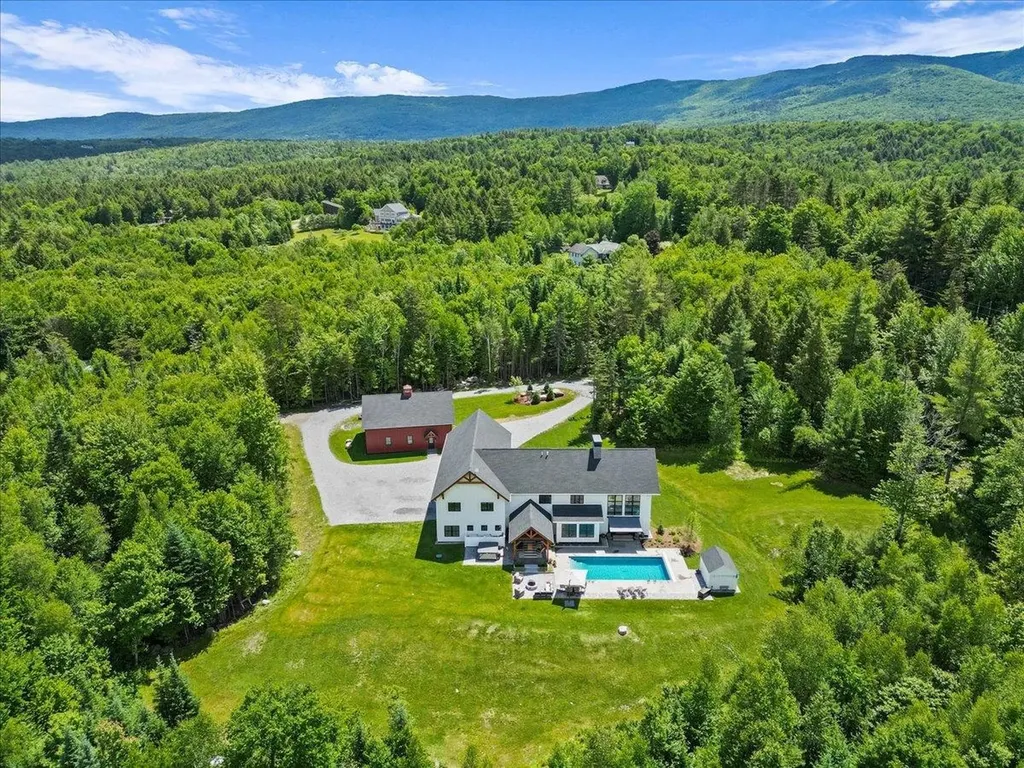 195 Elmore Mountain Road Stowe VT 05672