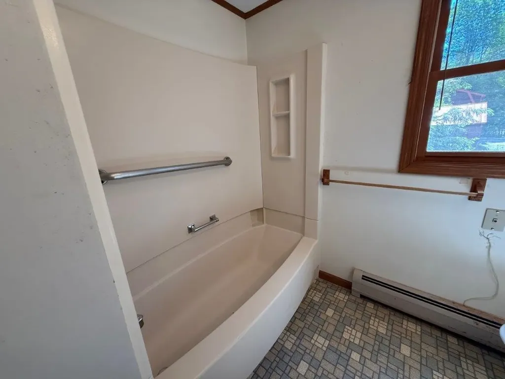 1049 Main Street Grafton NH 03240