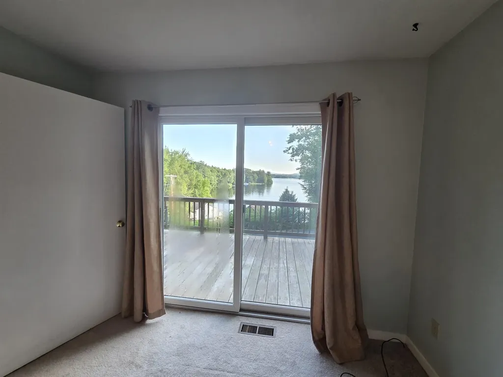 194 Algonquin Road Enfield NH 03748