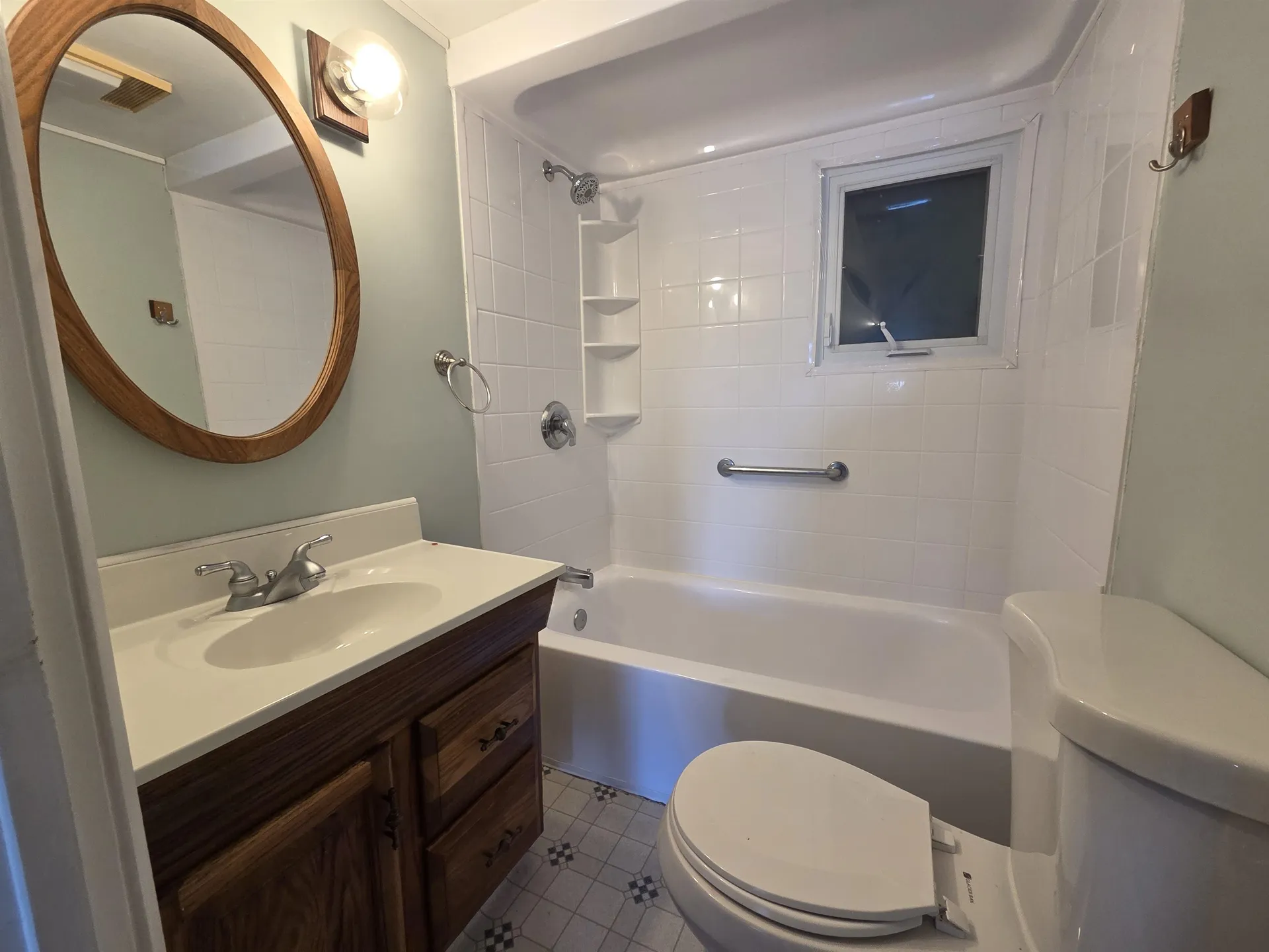 194 Algonquin Road Enfield NH 03748