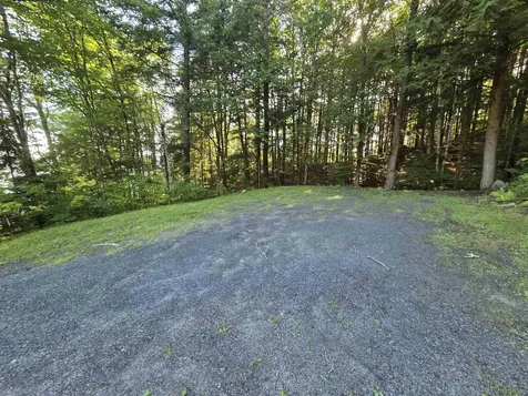 194 Algonquin Road Enfield NH 03748
