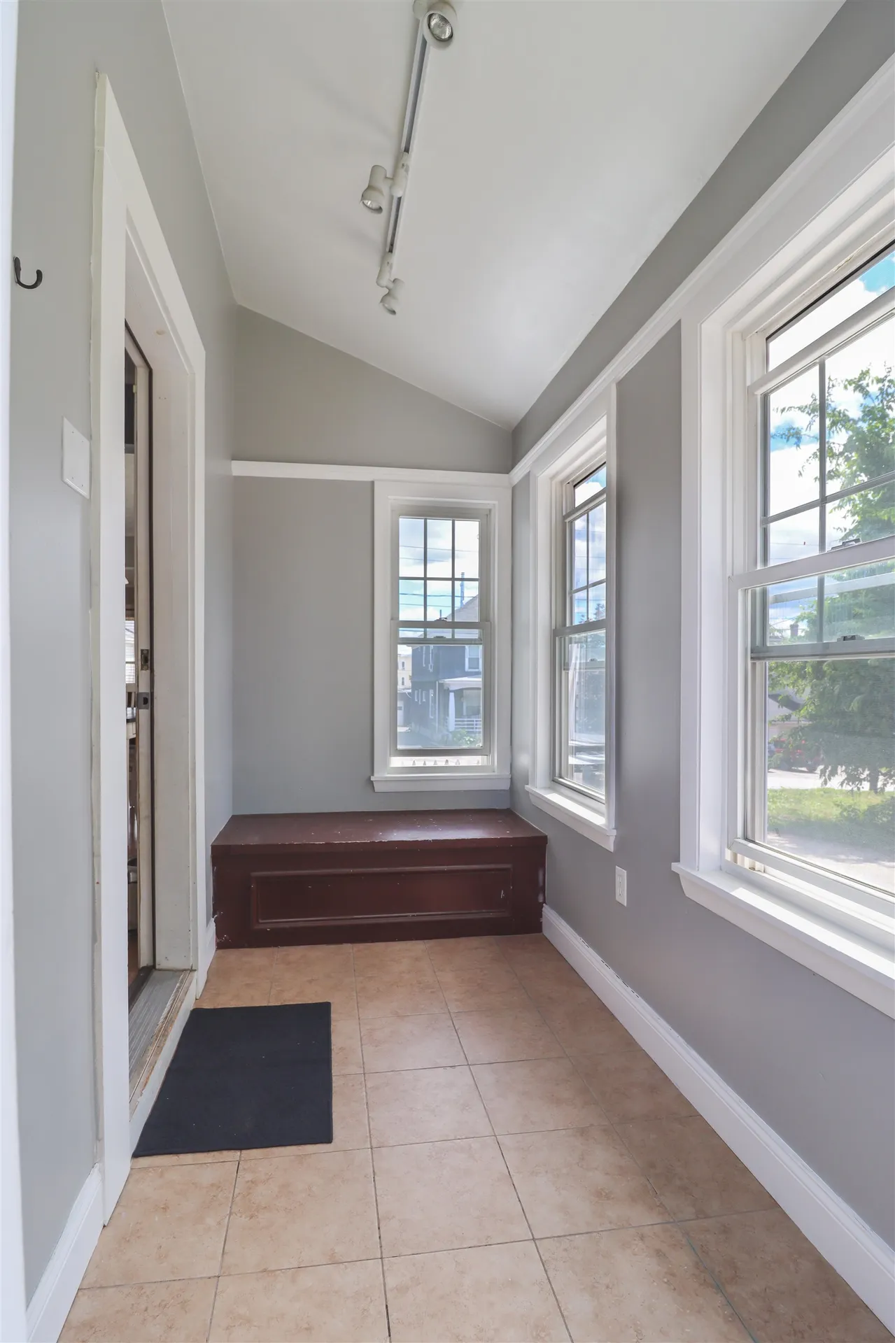 136 Morgan Street Manchester NH 03102