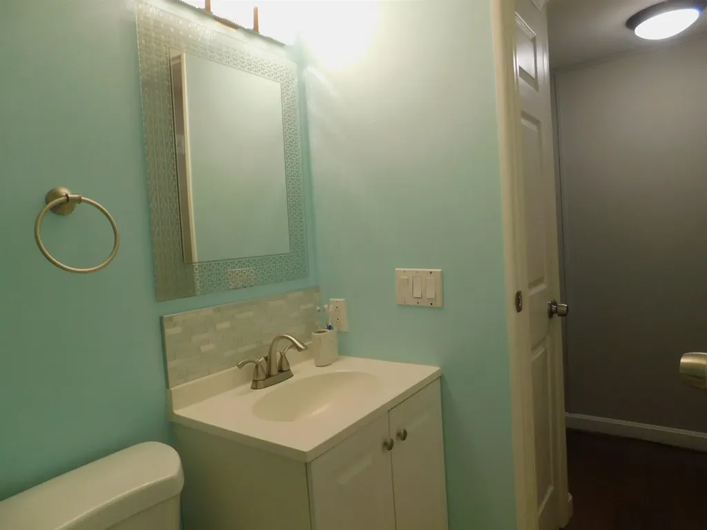 3 Pluto Lane Nashua NH 03062