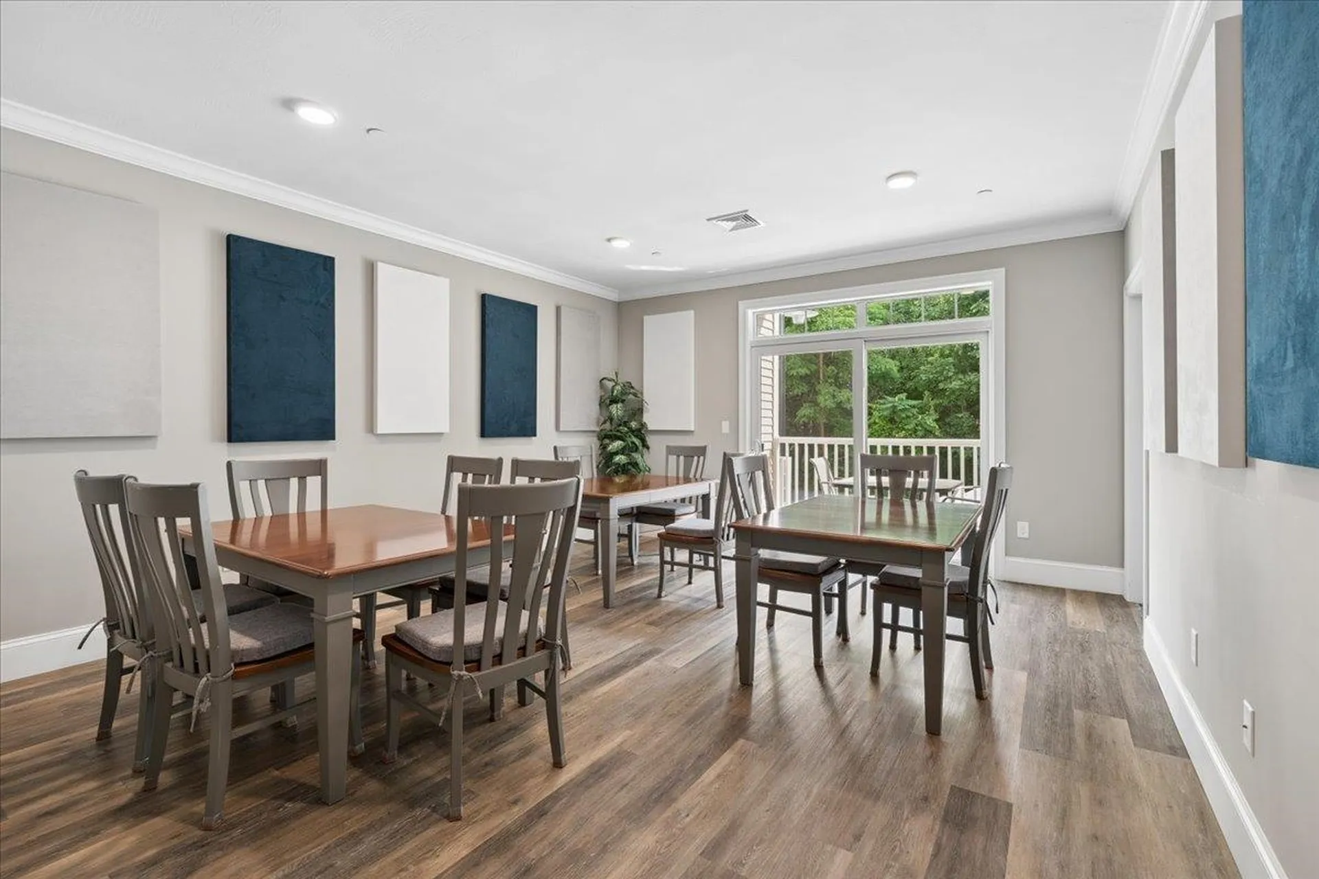 2 Henry David Drive Nashua NH 03062