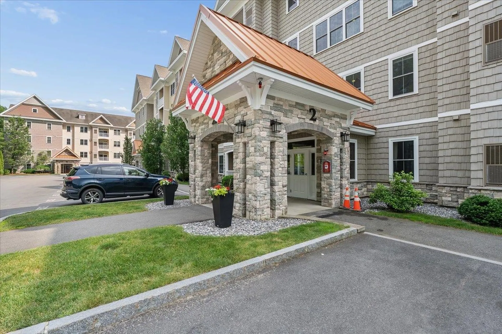 2 Henry David Drive Nashua NH 03062