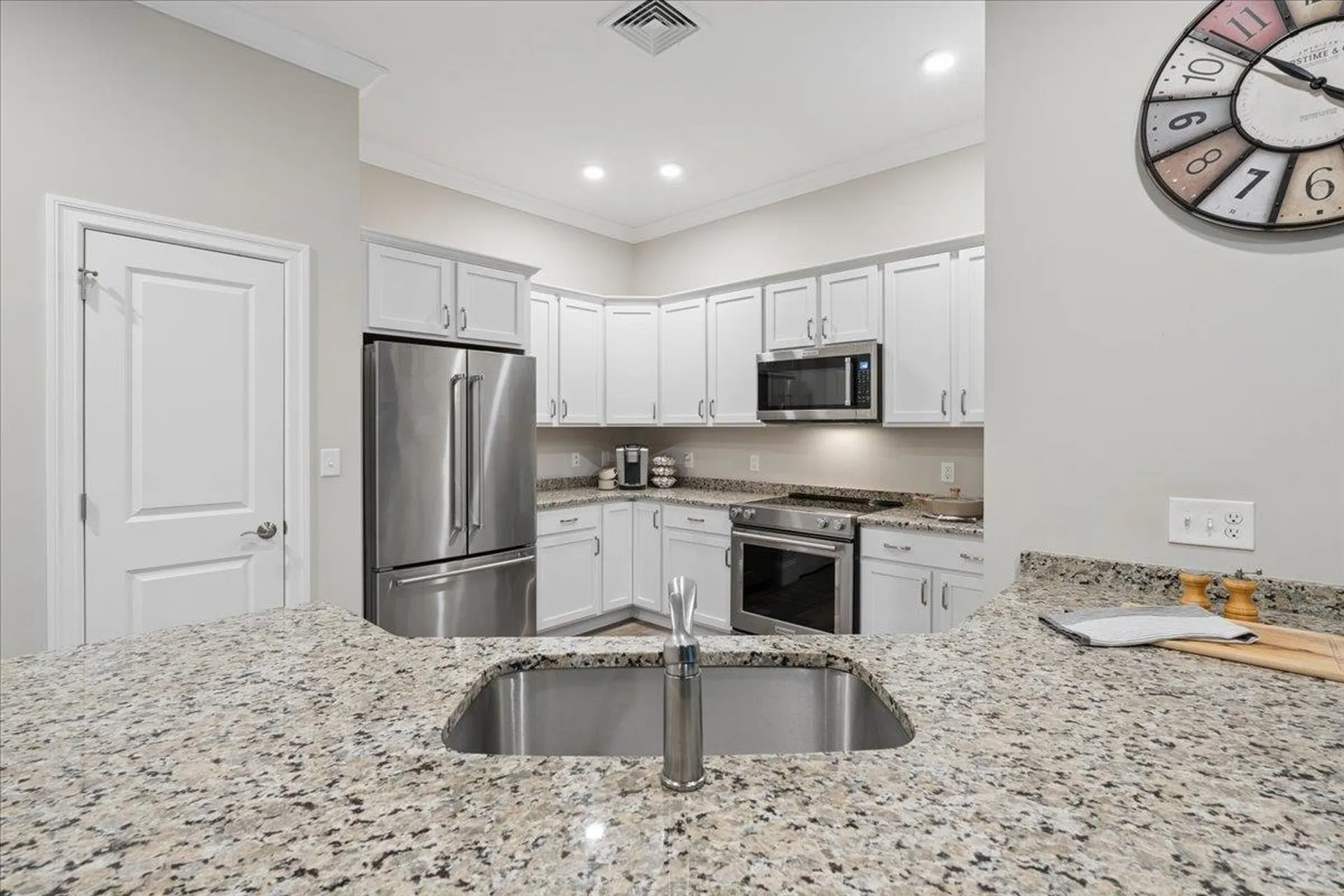2 Henry David Drive Nashua NH 03062