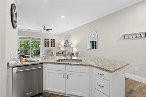 2 Henry David Drive Nashua NH 03062
