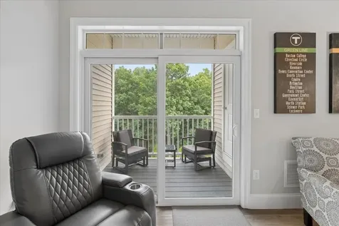 2 Henry David Drive Nashua NH 03062