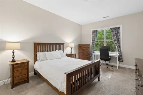 2 Henry David Drive Nashua NH 03062