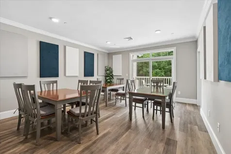 2 Henry David Drive Nashua NH 03062