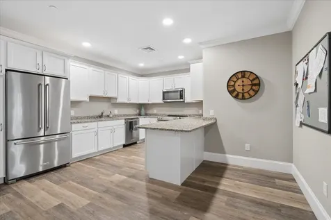 2 Henry David Drive Nashua NH 03062