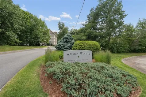 2 Henry David Drive Nashua NH 03062