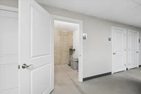 2 Henry David Drive Nashua NH 03062