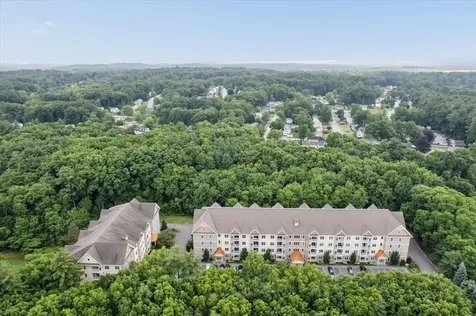 2 Henry David Drive Nashua NH 03062