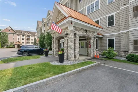 2 Henry David Drive Nashua NH 03062