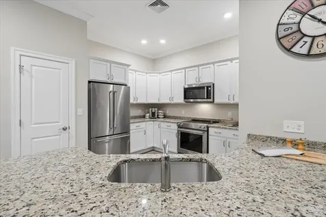 2 Henry David Drive Nashua NH 03062