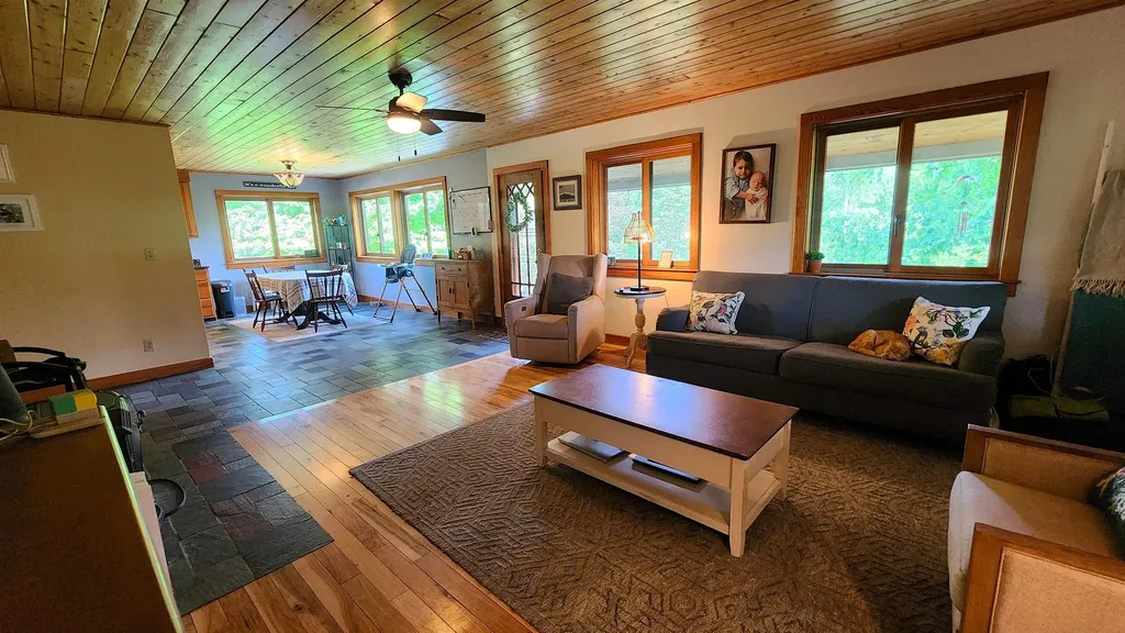 97 Stewart Lane Shrewsbury VT 05738