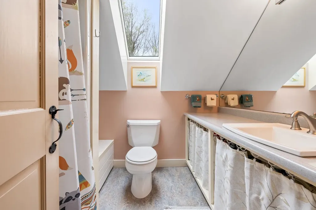 30 Brock Farm Road Piermont NH 03779
