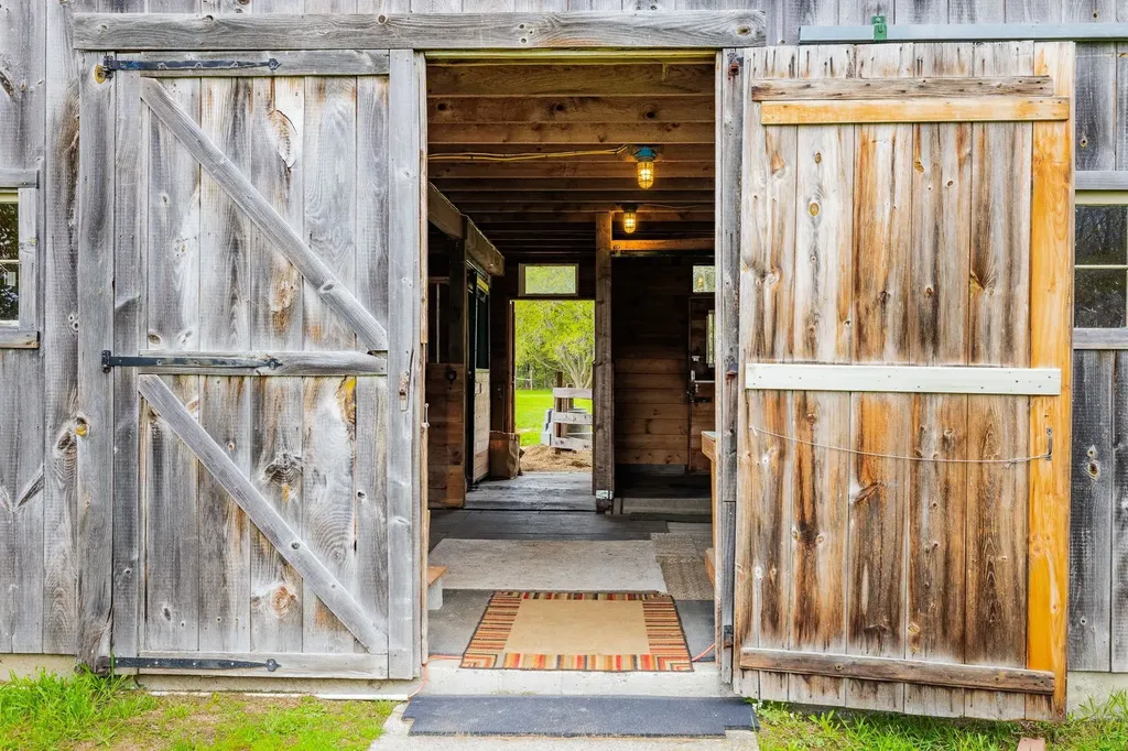 30 Brock Farm Road Piermont NH 03779