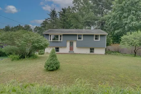 6 Westchester Drive Nashua NH 03063