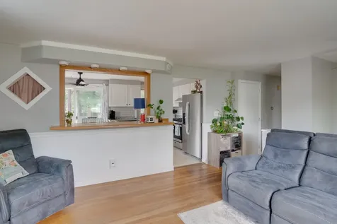 6 Westchester Drive Nashua NH 03063