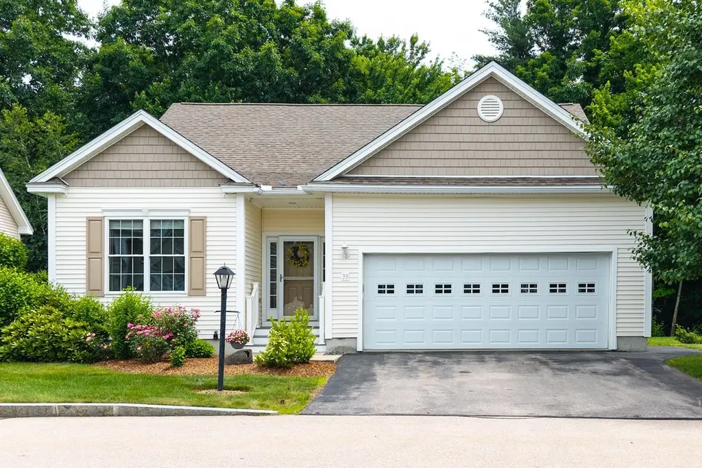 39 Morrison Drive Londonderry NH 03053