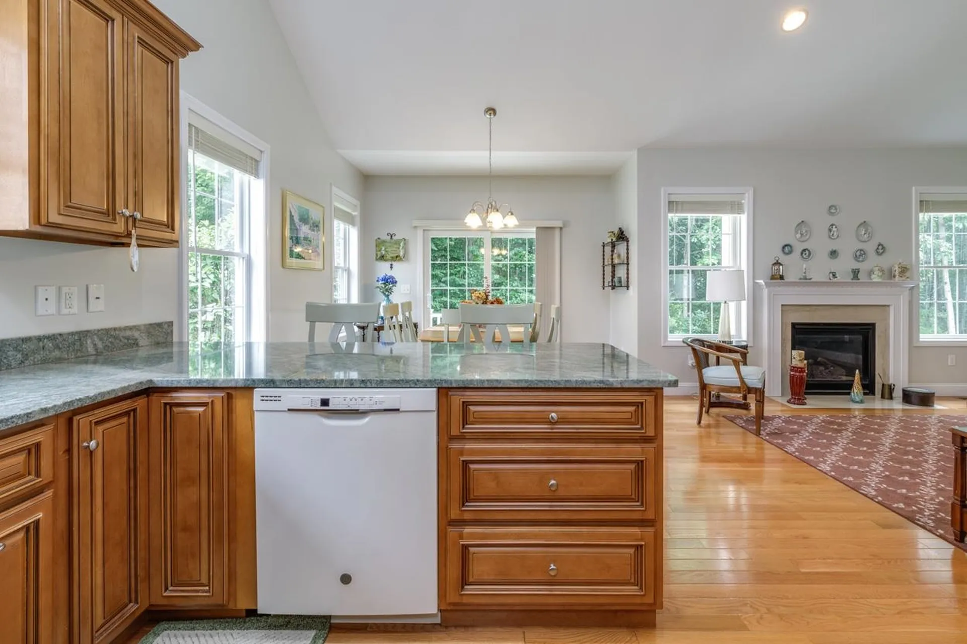39 Morrison Drive Londonderry NH 03053