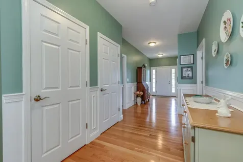 39 Morrison Drive Londonderry NH 03053